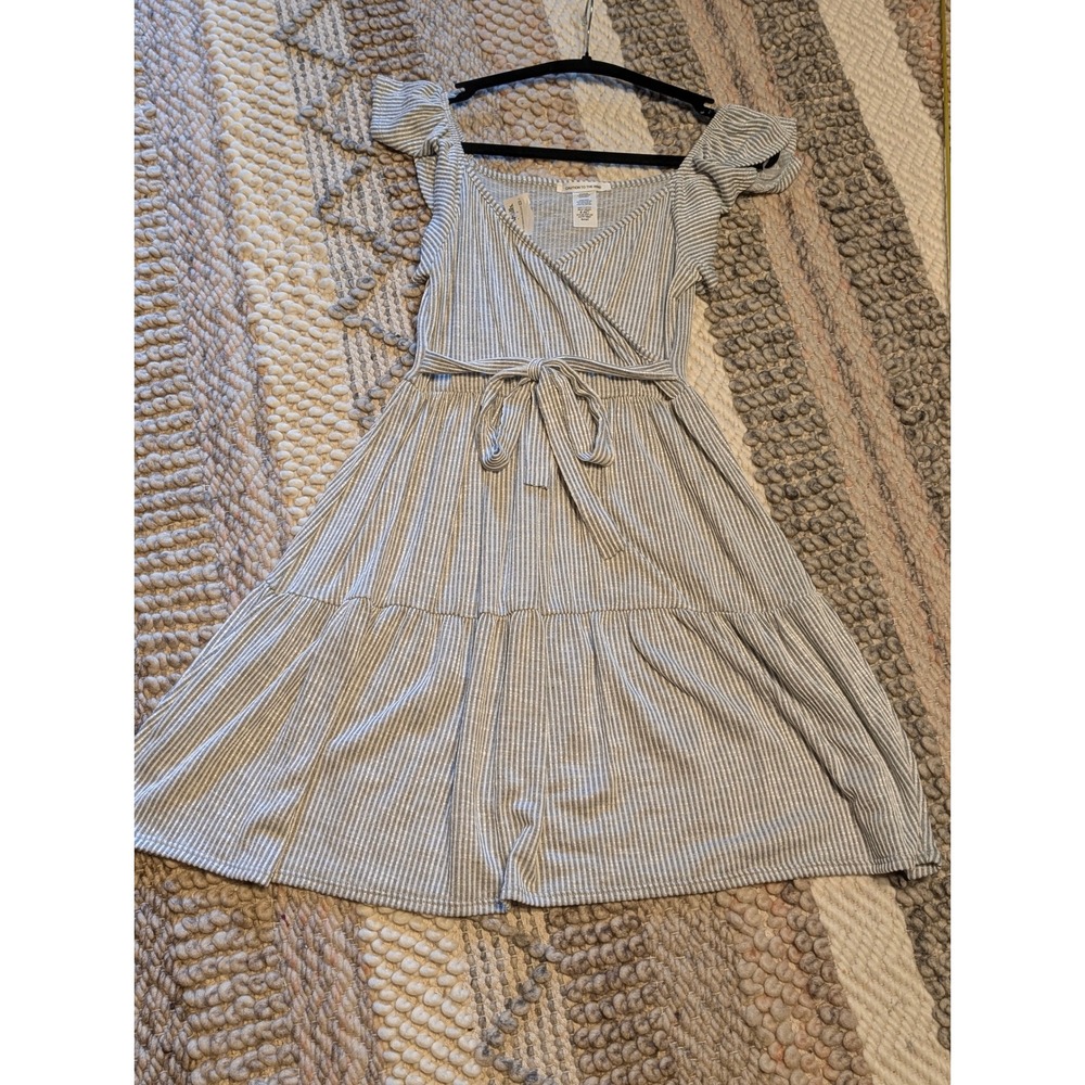 Caution to the Wind Grey White Striped Ribbed Wrap Mini Dress Small NWT - Picture 2 of 4